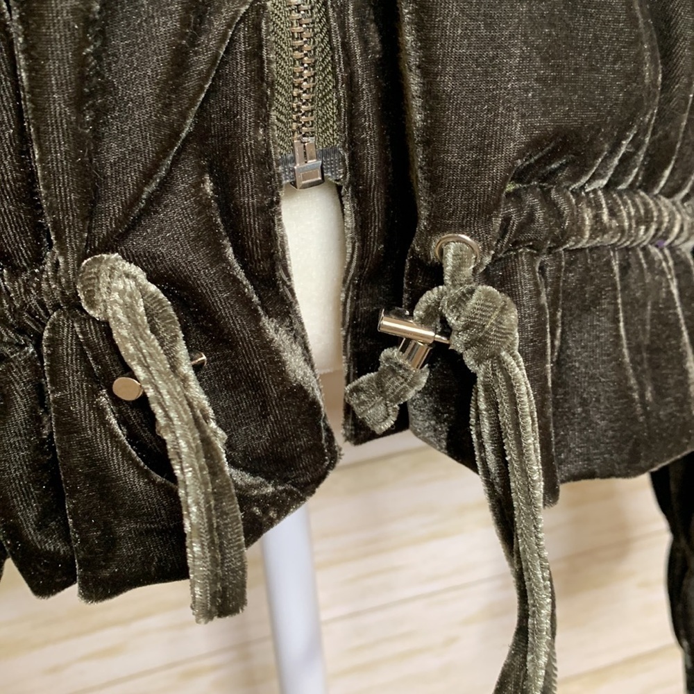 Umgee Velvet Zip Front Jacket - Picture 4 of 8